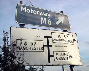 Pre-Warboys sign Dual Carriageway & Old style M6 Sign - Coppermine - 229.jpg